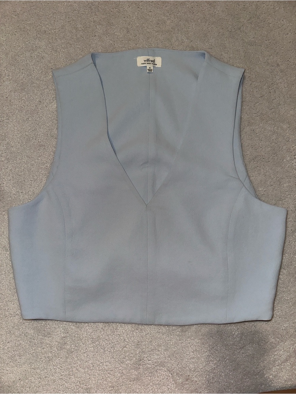 Wilfred Soft Blue V-Neck Cropped Tank
